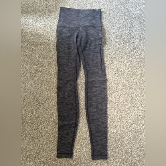 Lululemon Wunder Under Pant (Hi-Rise)
Diamond Jacquard Space Dye Black Slate - Picture 1 of 3